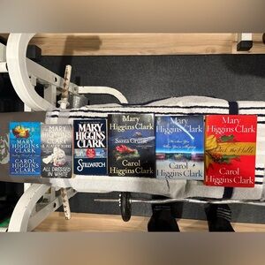 Mary Higgins Clark book bundle